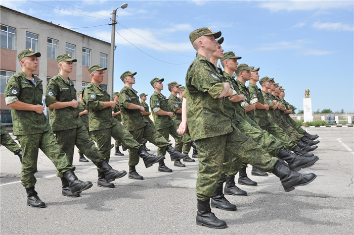 Чему учат на срочной службе